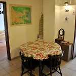 10 Coins & Tours