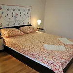 10 Coins & Tours *
