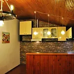 Hostel 10 Coins & Tours *