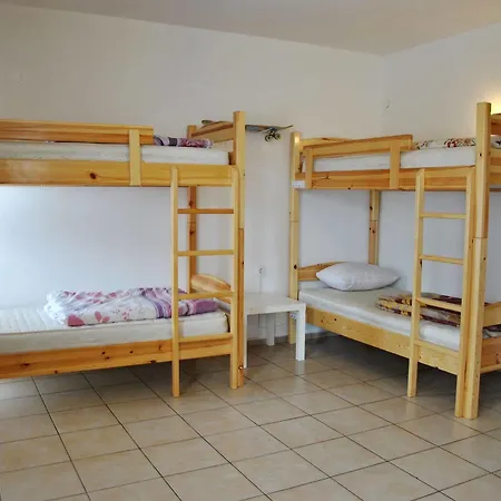 10 Coins Hostel&tours *