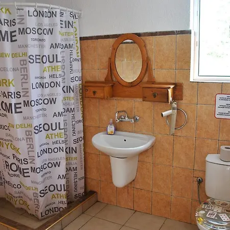 Hostel 10 Coins & Tours Szófia