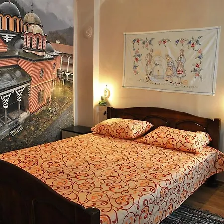 10 Coins & Tours * Sofia