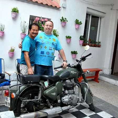 10 Coins & Tours Vandrarhem Sofia