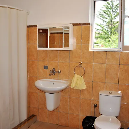 Hostal 10 Coins & Tours *