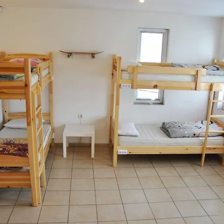 Hostel 10 Coins & Tours Szófia