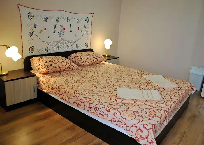 10 Coins Hostel&tours *