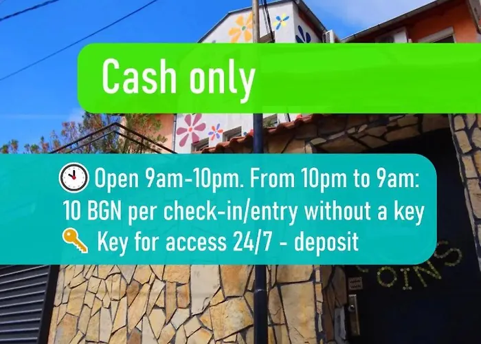 Hostel 10 Coins Hostel&tours *