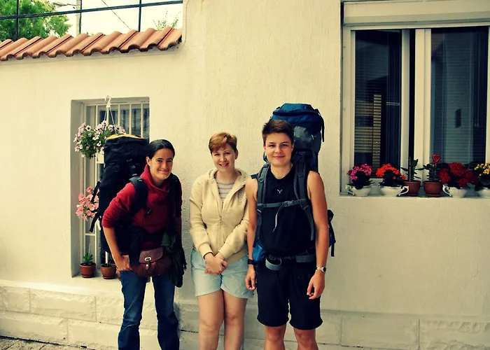 10 Coins Hostel&tours *