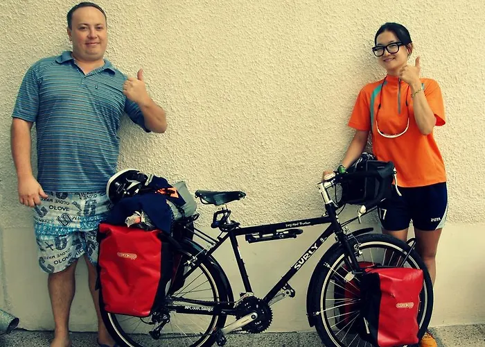 10 Coins & Tours Хостел *