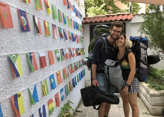 10 Coins Hostel&tours