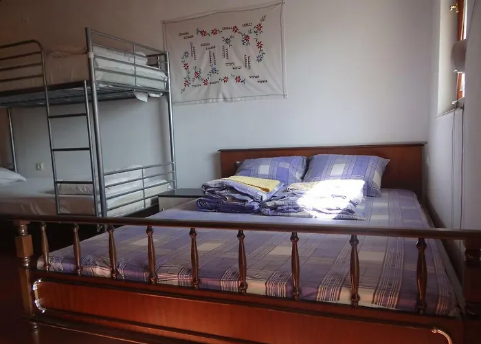 10 Coins & Tours Hostel Sofia