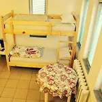 Hostel 10 Coins & Tours