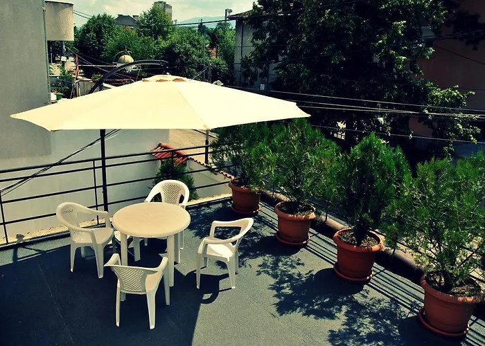 10 Coins & Tours Sofia